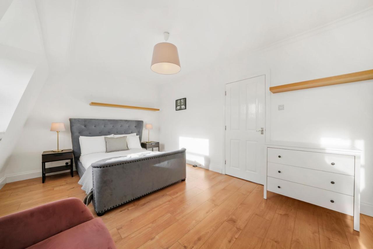1 & 2 Bed Cosy Apartments Next To Earls Court Free Wifi Лондон Экстерьер фото